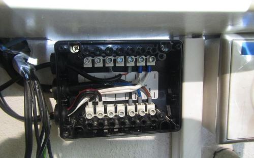 Regulátor ESBE CRA 121 - svorkovnice